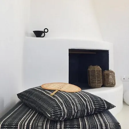 Beachfront 2 Bedrooms Niamos *