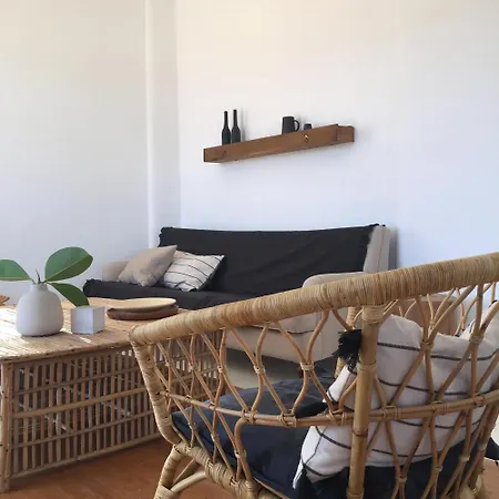 Beachfront 2 Bedrooms Niamos Apartamento Antíparos